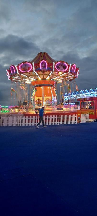 I & K Static Caravan Hire Sited On Winkups Towyn North Wales With Free Wi-Fi And Netflix Kinmel Bay Eksteriør bilde